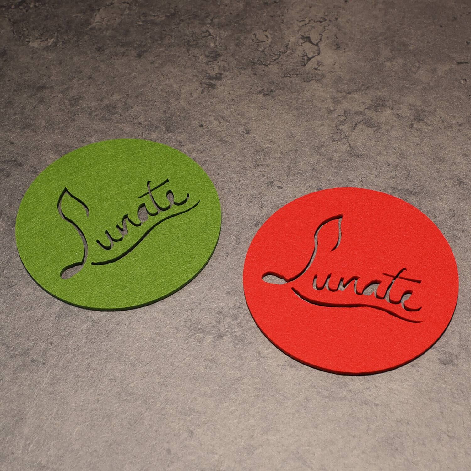 ムービングキャンドル “ルナーテ” ハッピーツリー＆ ゴールデン パインコーン