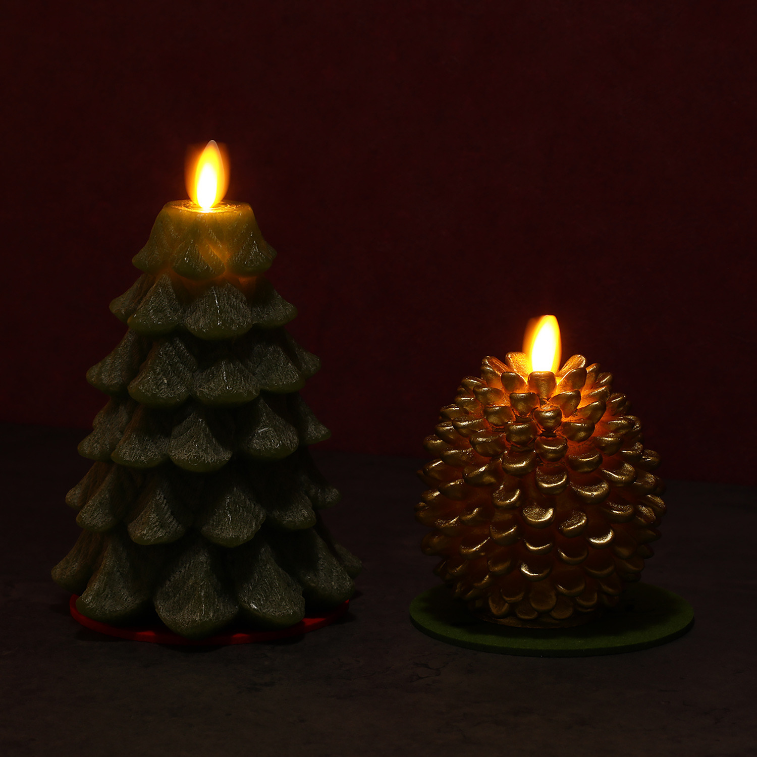 ムービングキャンドル “ルナーテ” ハッピーツリー＆ ゴールデン パインコーン