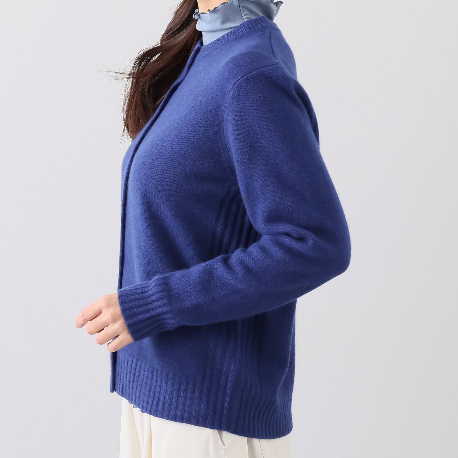 ナチュラム お手入れ簡単 カシミヤヤクの すっきり見えする 編地切替カーディガン