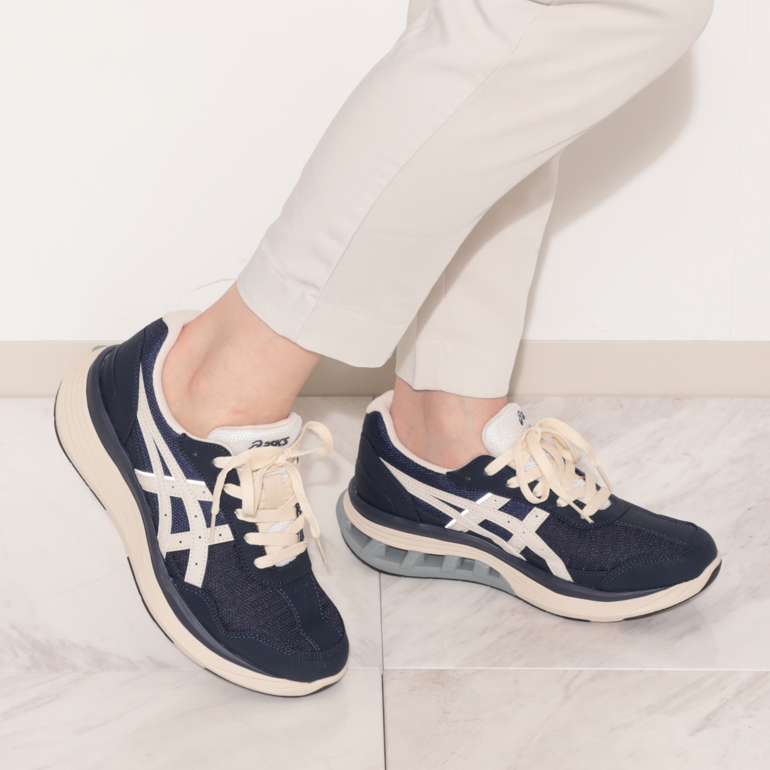 ニーズアップ ひざ快適 カジュアルスニーカー ＜レディース＞