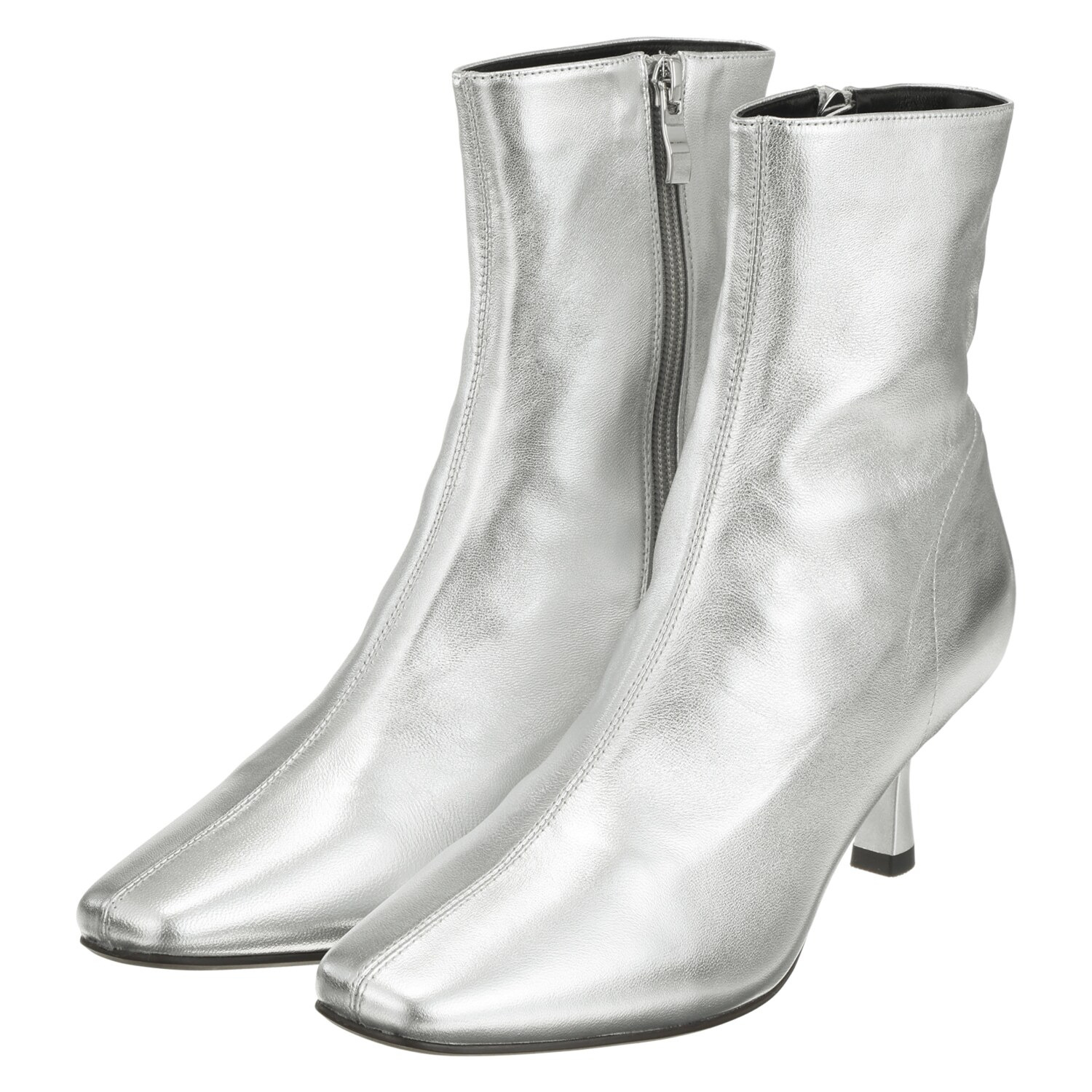 ニカル シープレザー ヒールショートブーツ