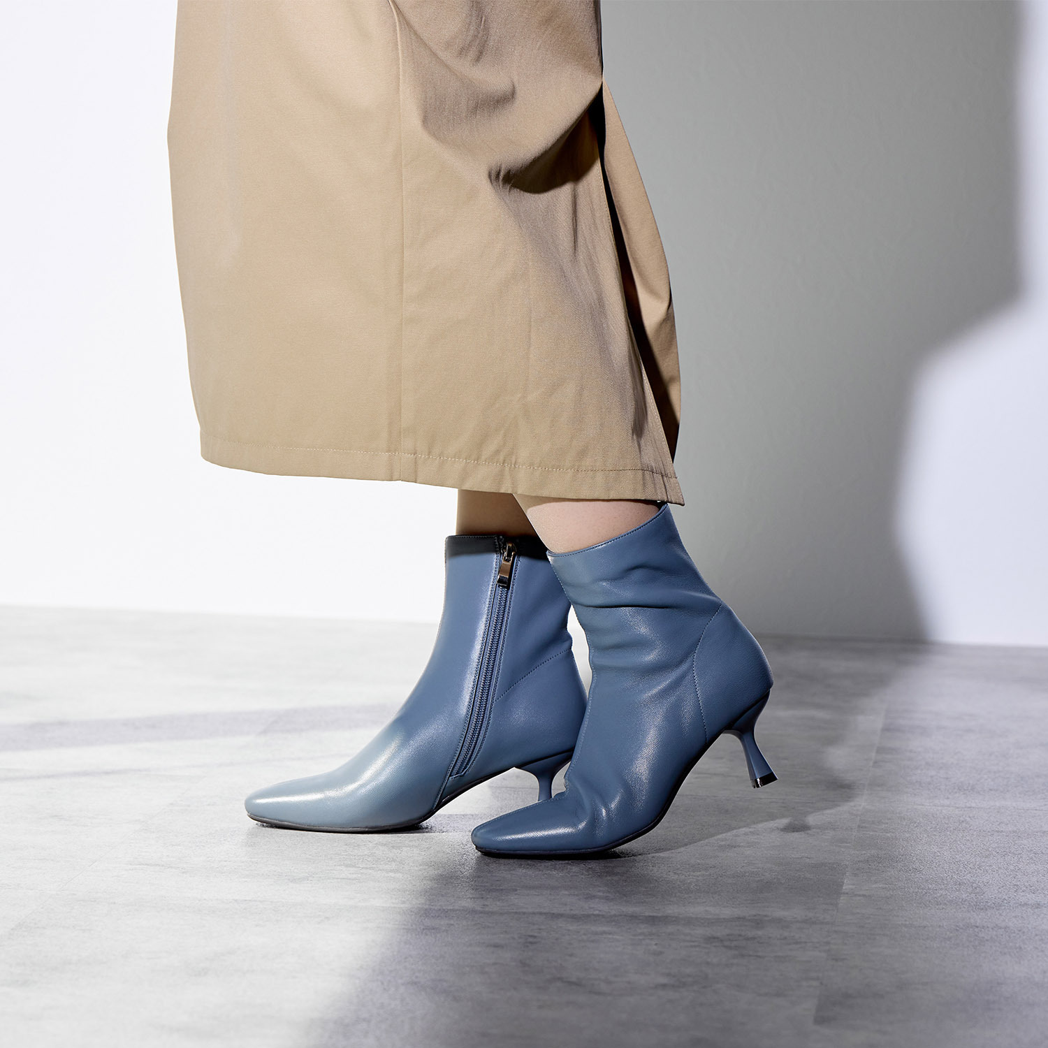 ニカル シープレザー ヒールショートブーツ