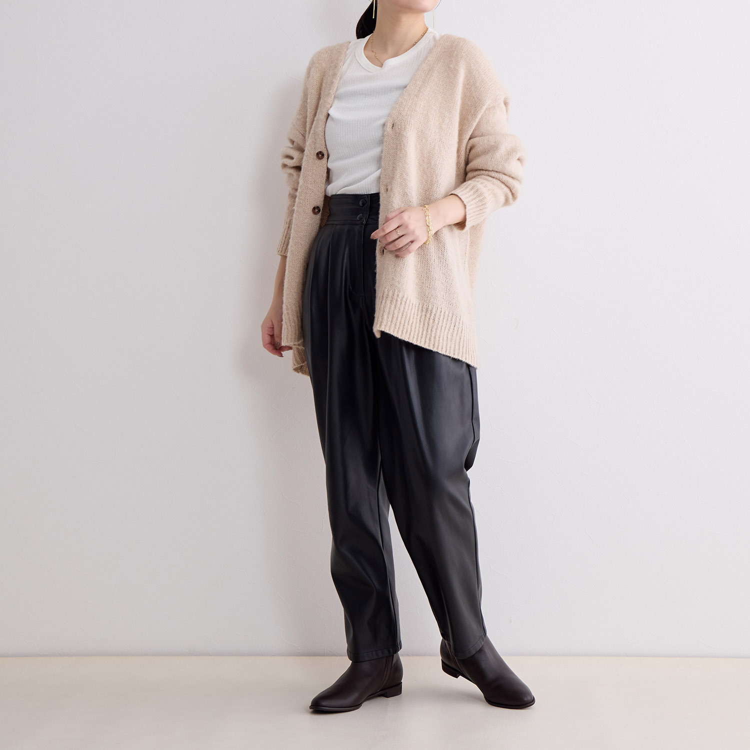 卑弥呼 日本製　はっ水牛革 サイドゴアショートブーツ