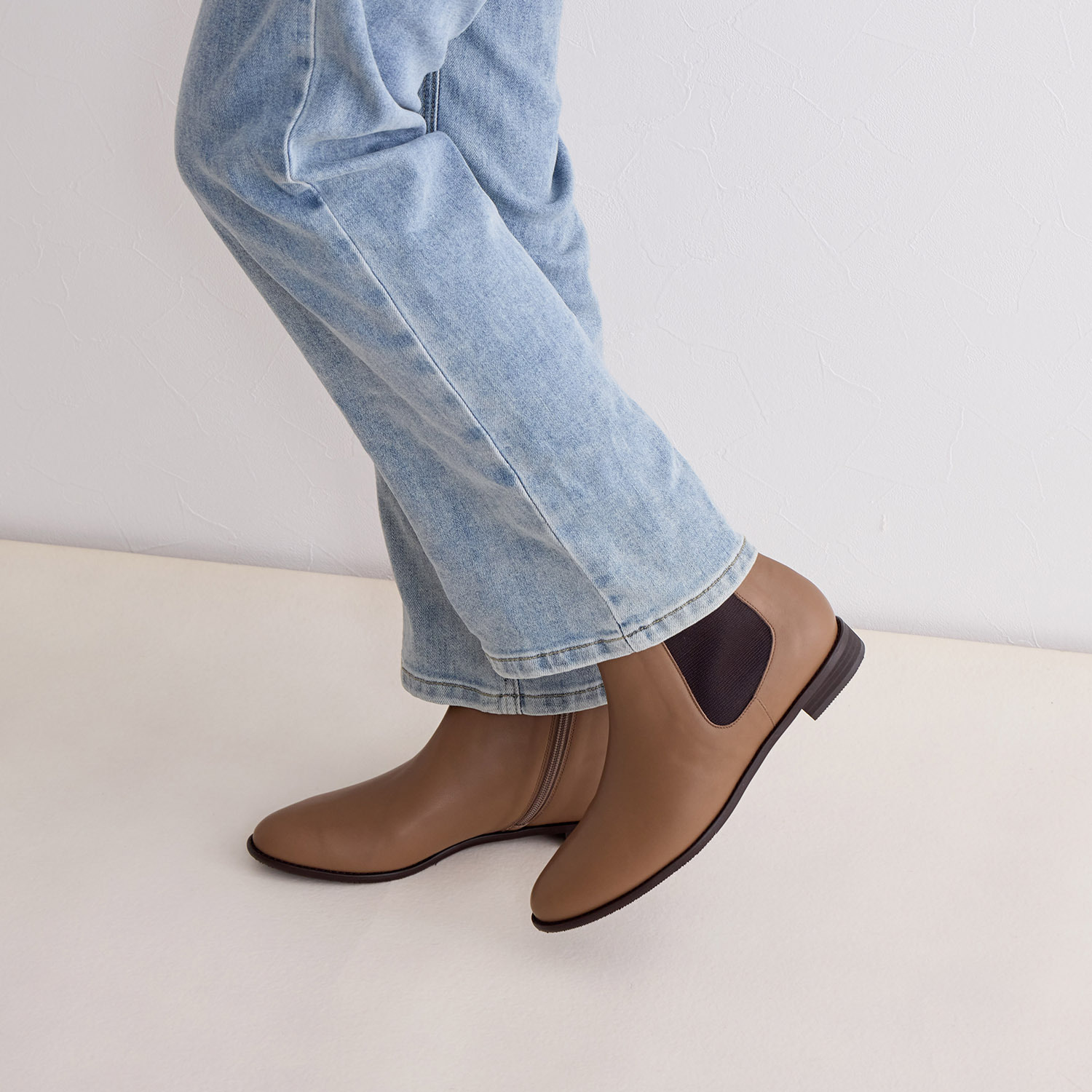 卑弥呼 日本製　はっ水牛革 サイドゴアショートブーツ