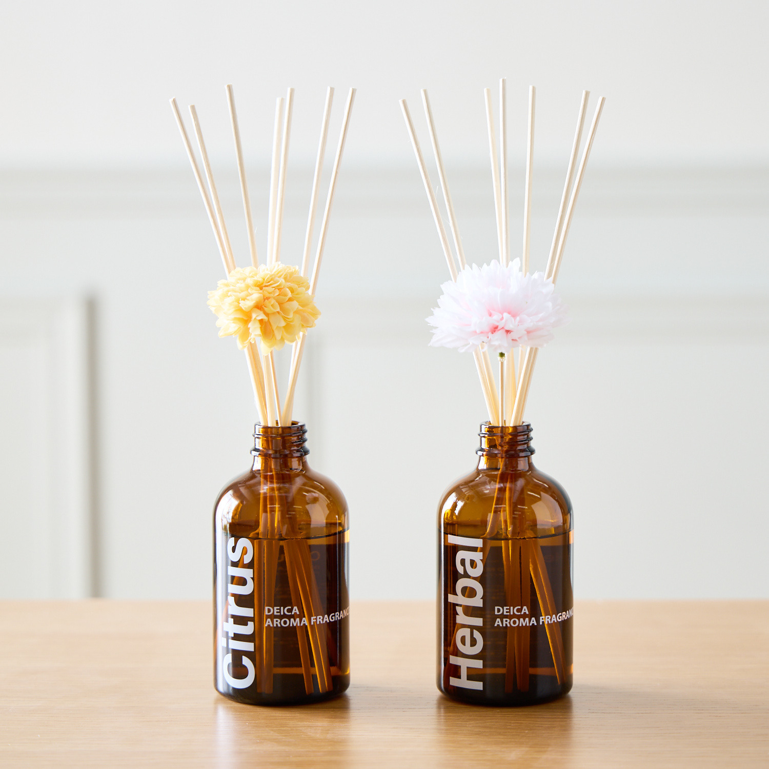 “デイカ　レイヤード 　リードディフューザー”