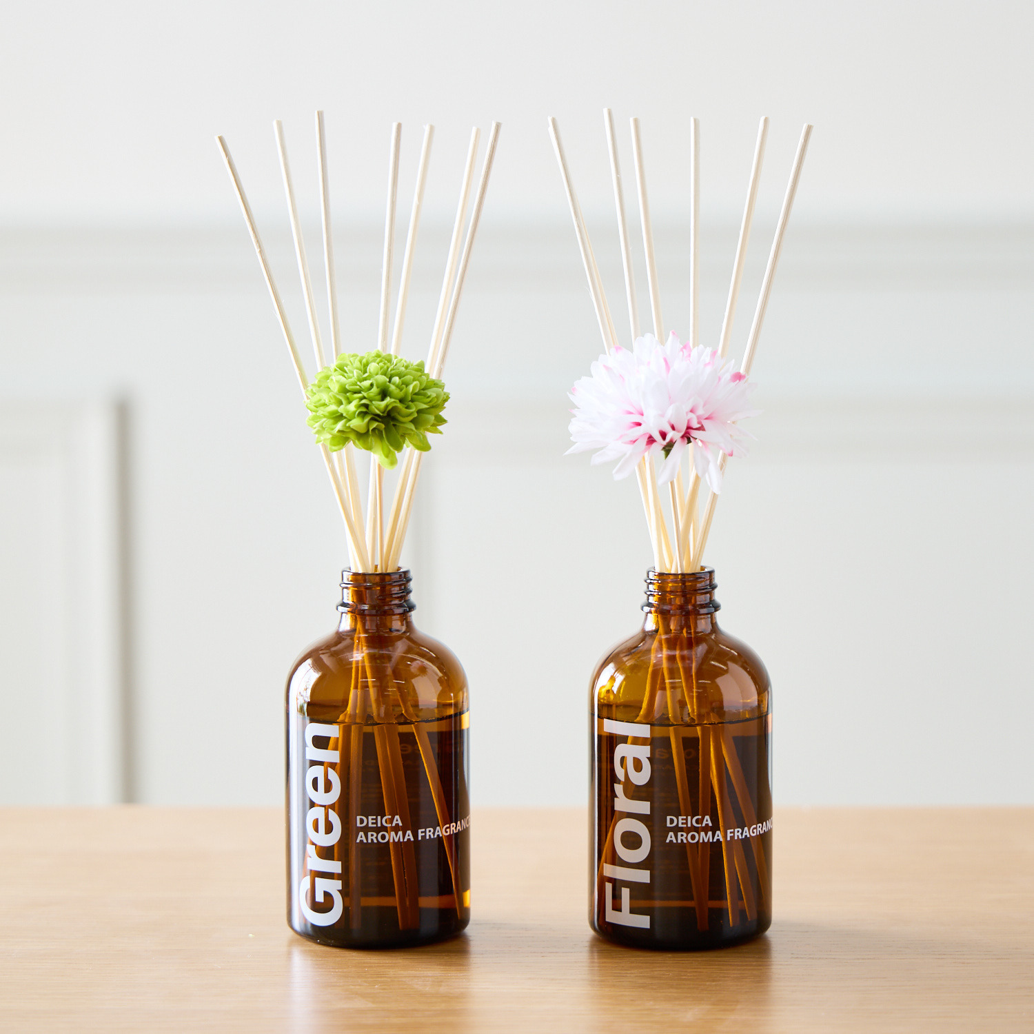 “デイカ　レイヤード 　リードディフューザー”