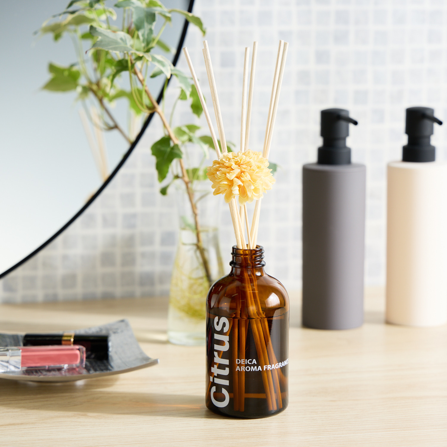 “デイカ　レイヤード 　リードディフューザー”