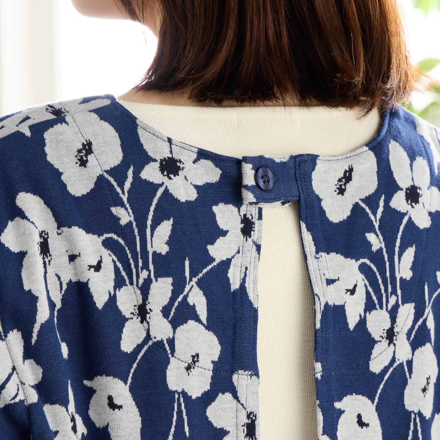 ローラ　アシュレイ シモーヌ柄 コットン１００％ ジャガードニット エプロンチュニック