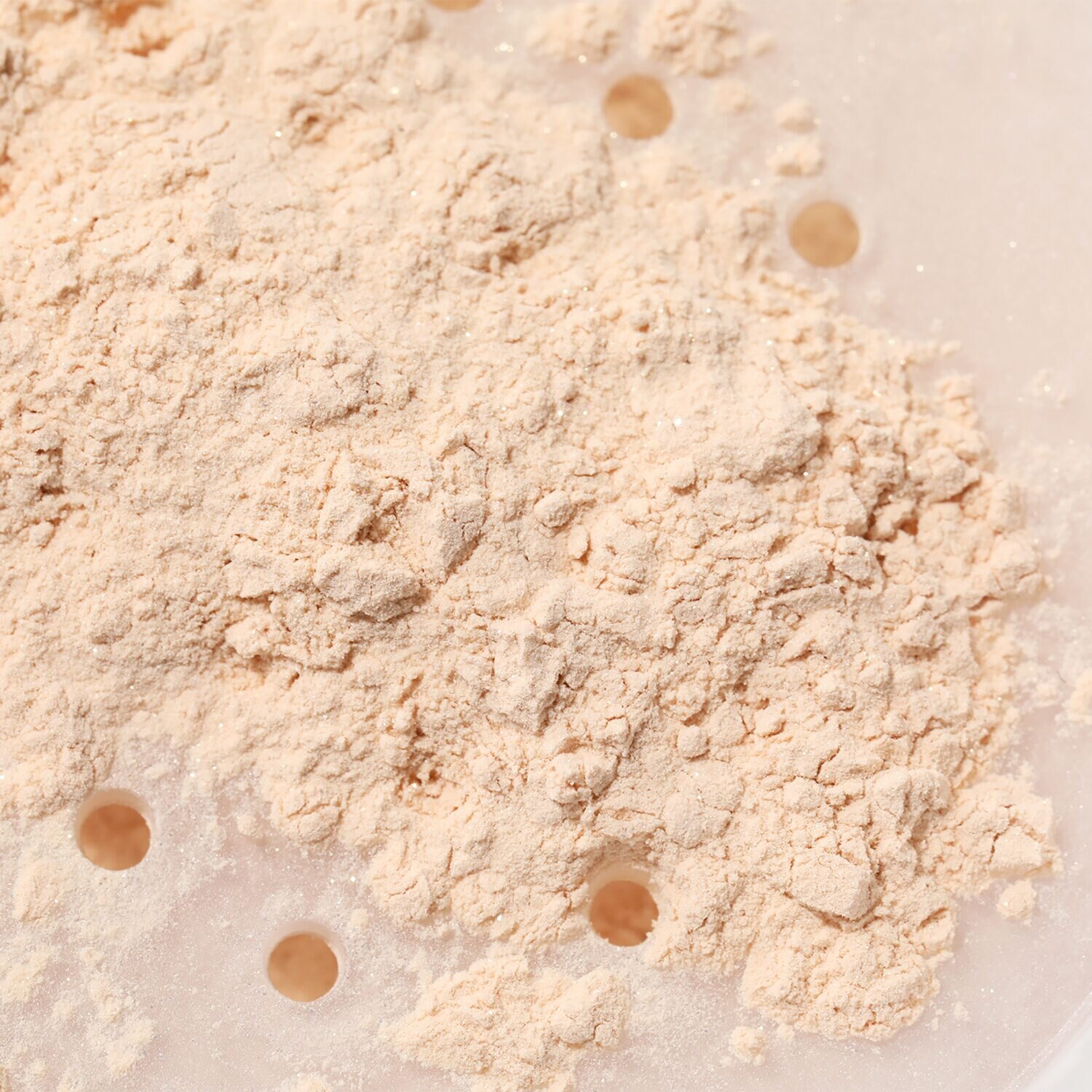 ラストリー ふんわりエアリーで マットな質感パウダー 微細なラメのクリアな輝き ドレスアップパウダー （フェイスパウダー）