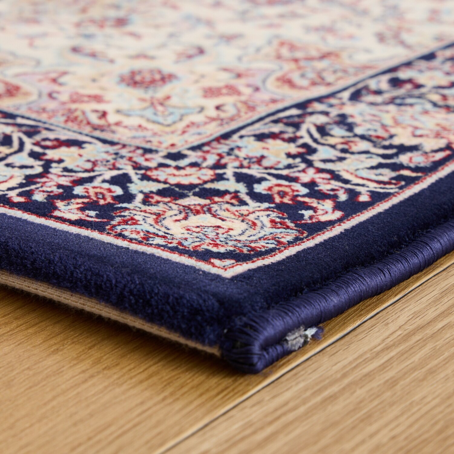 高密度で織り上げた エジプト製 ウィルトン織 ペルシャンデザイン カーペット “ロイヤルタピス” ＜６７×１１０ｃｍ＞