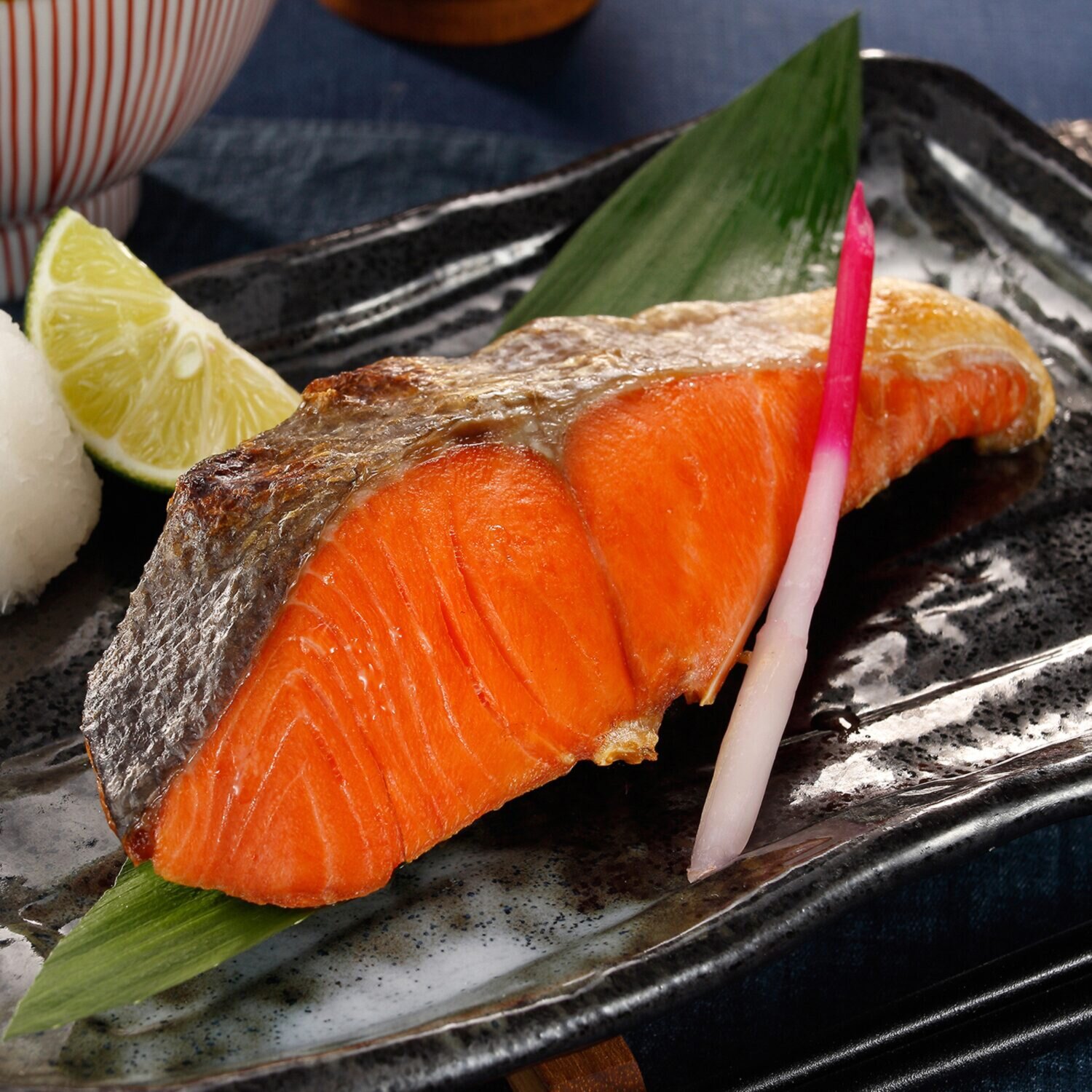 目利き人厳選 厚切り紅鮭切身 ＜２０切＞