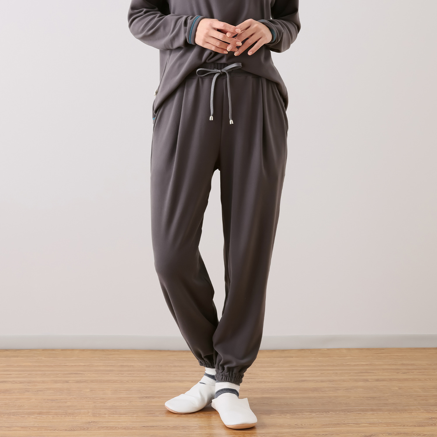 ＨＫビアン マイクロスキン 暖か イージーパンツ