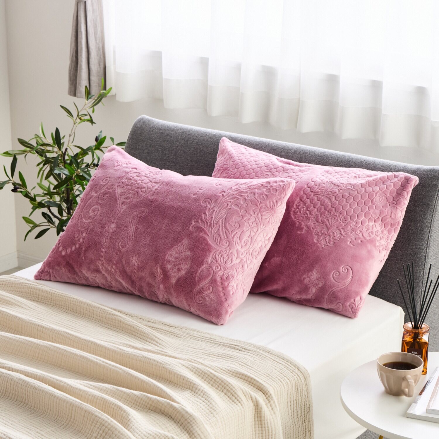 ｎｉｓｈｉｋａｗａ　西川 とろける極上ファータッチ ウォームラヴ ピローケース 同色２枚組