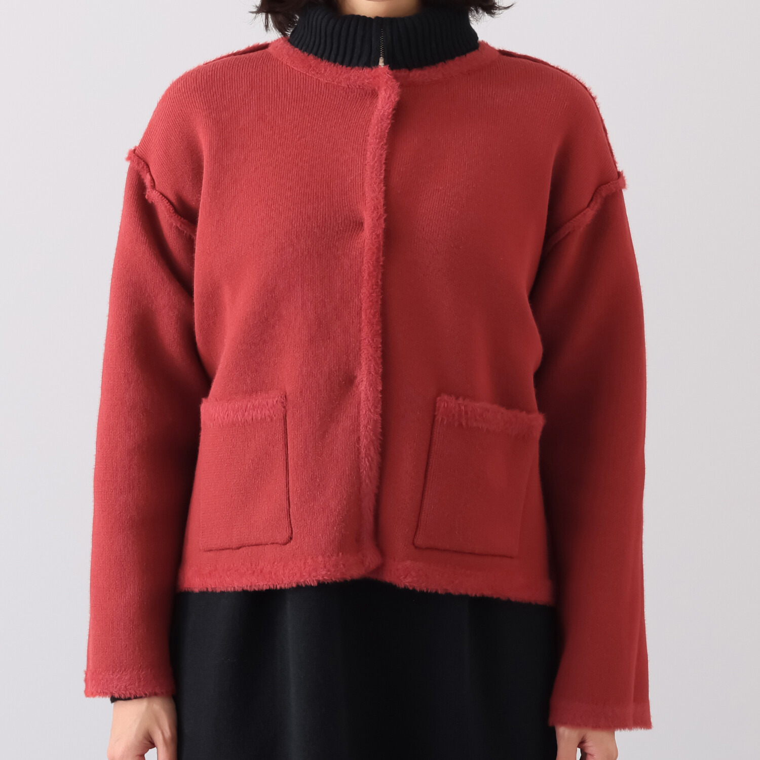 チーロ リバーシブル フェザーヤーン ニットカーディガン