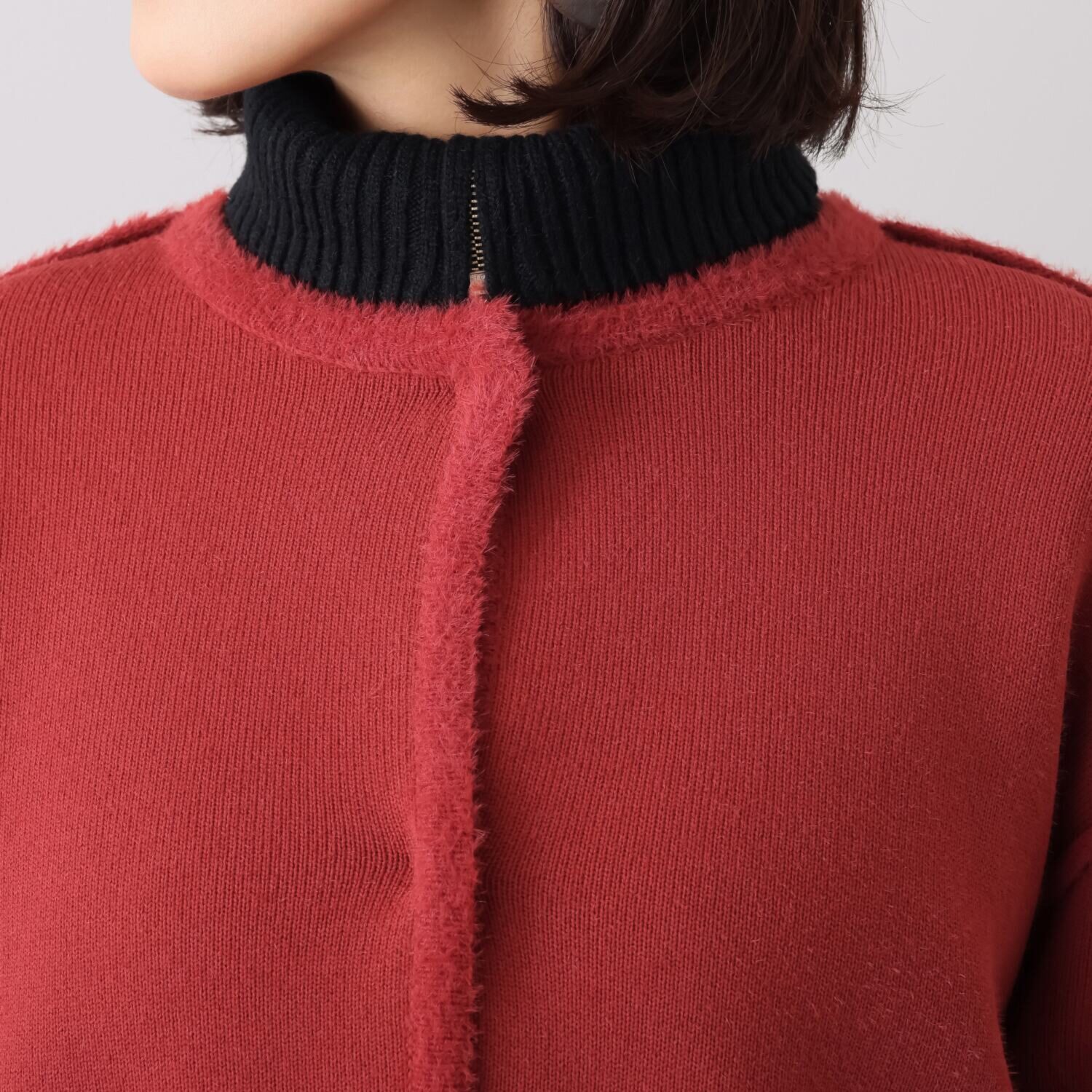 チーロ リバーシブル フェザーヤーン ニットカーディガン