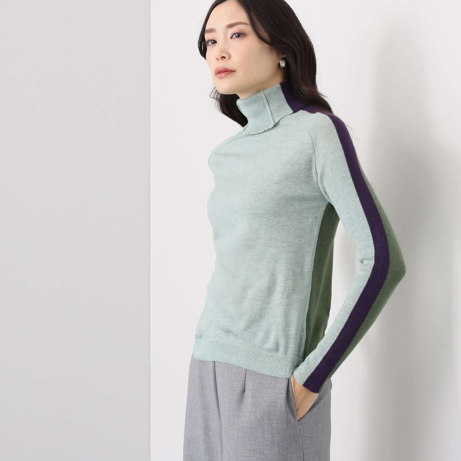 キョウコ　ヒガ 配色 ボトルネックプルオーバー