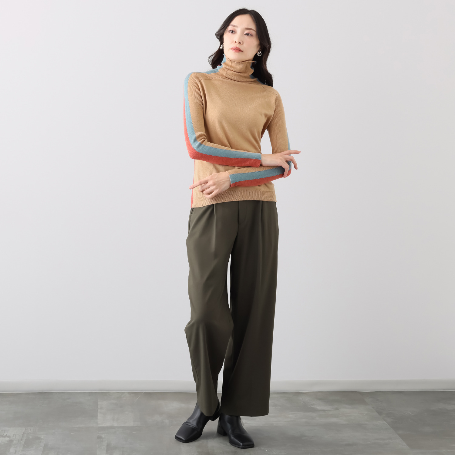 キョウコ　ヒガ 配色 ボトルネックプルオーバー