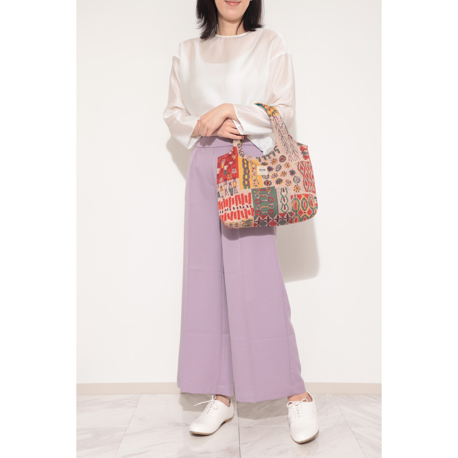 ニジイロキャンプ 日本製 ジャガード編 １２ゲージ 多色使いニットバッグ ＜ポーチ付＞