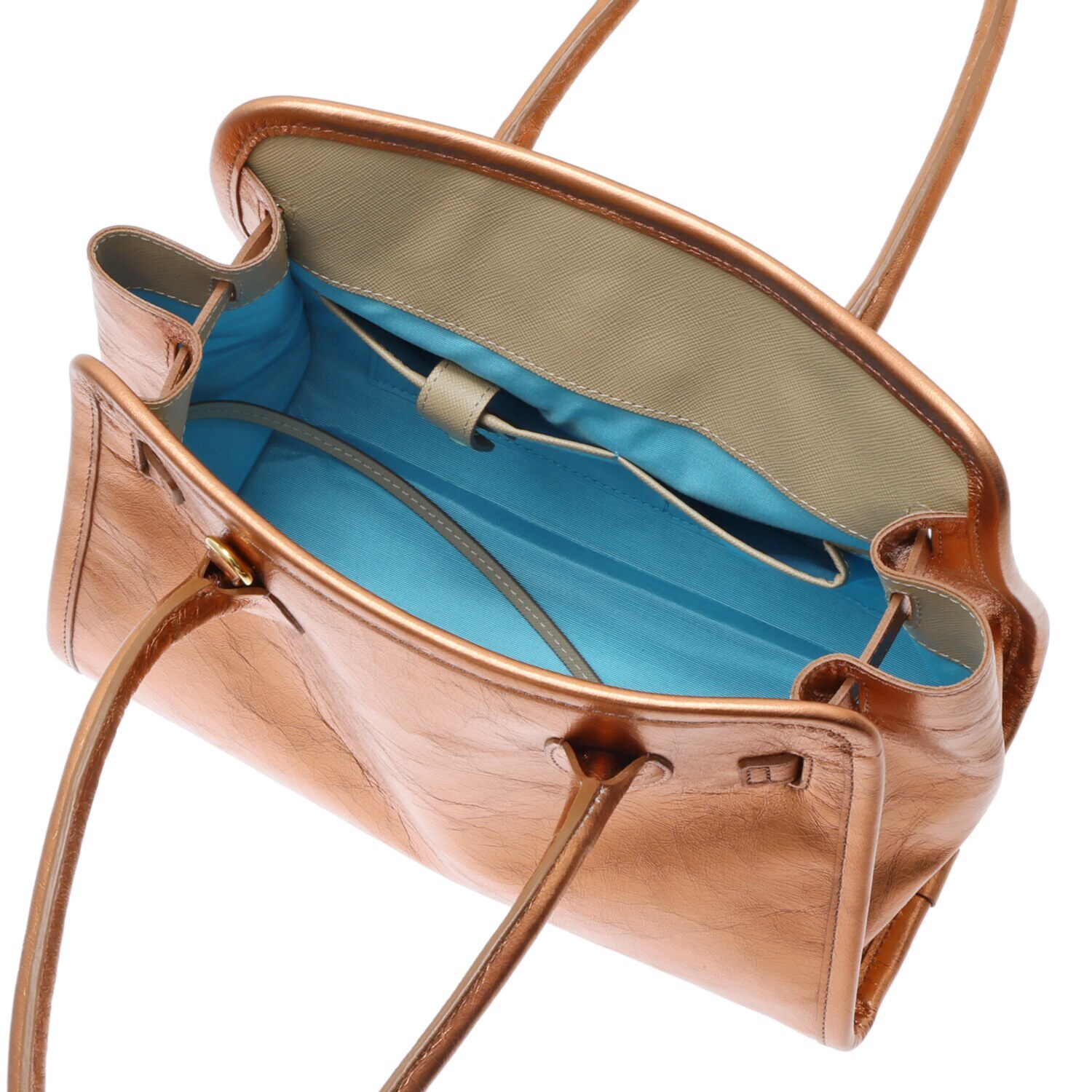 エーディーエムジェイ イタリアンレザー クラックメタル 前金具アクセント トートバッグ＜Ｍ＞