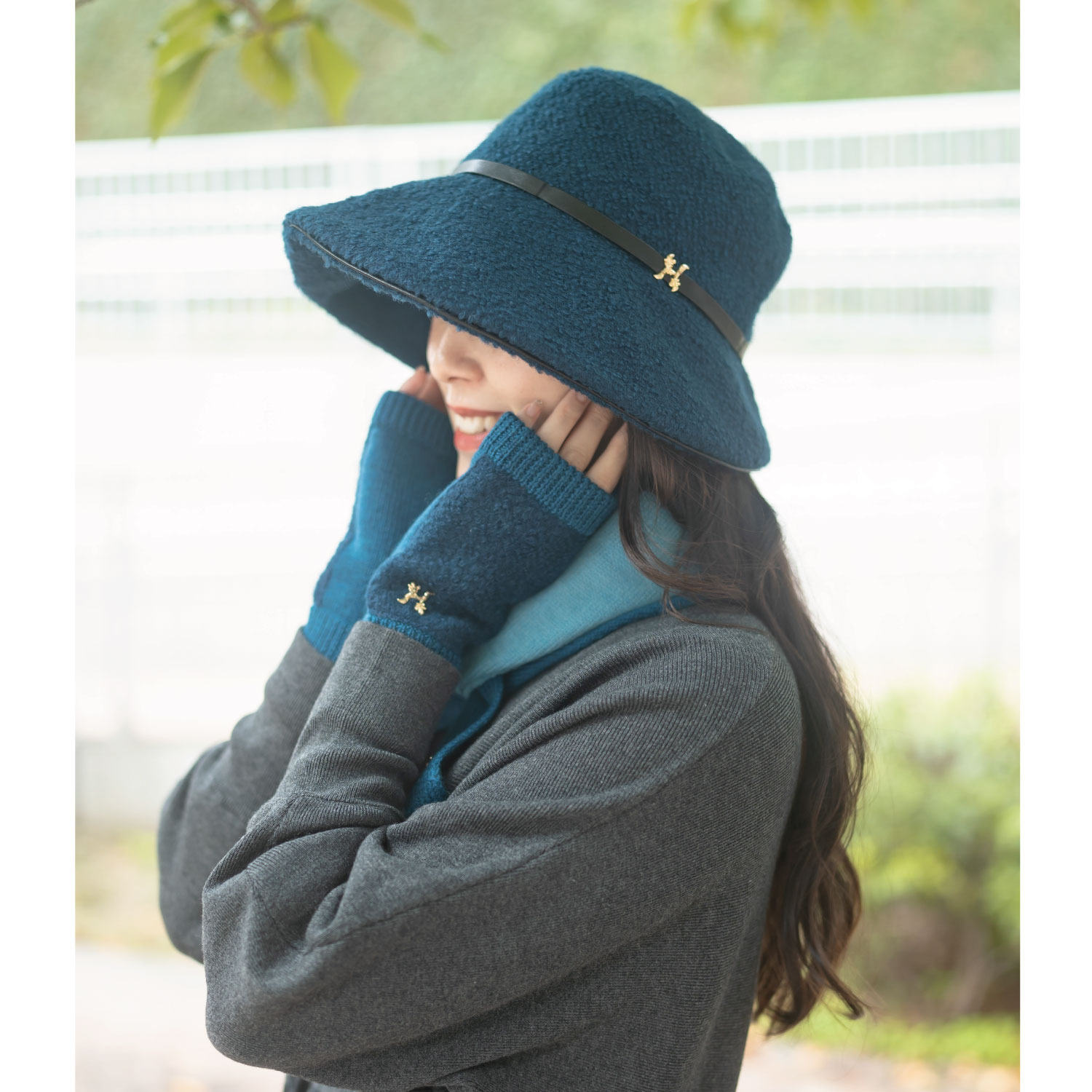 ヘ・エラ おしゃれであったか ウール切替 フィンガーレス ニットグローブ