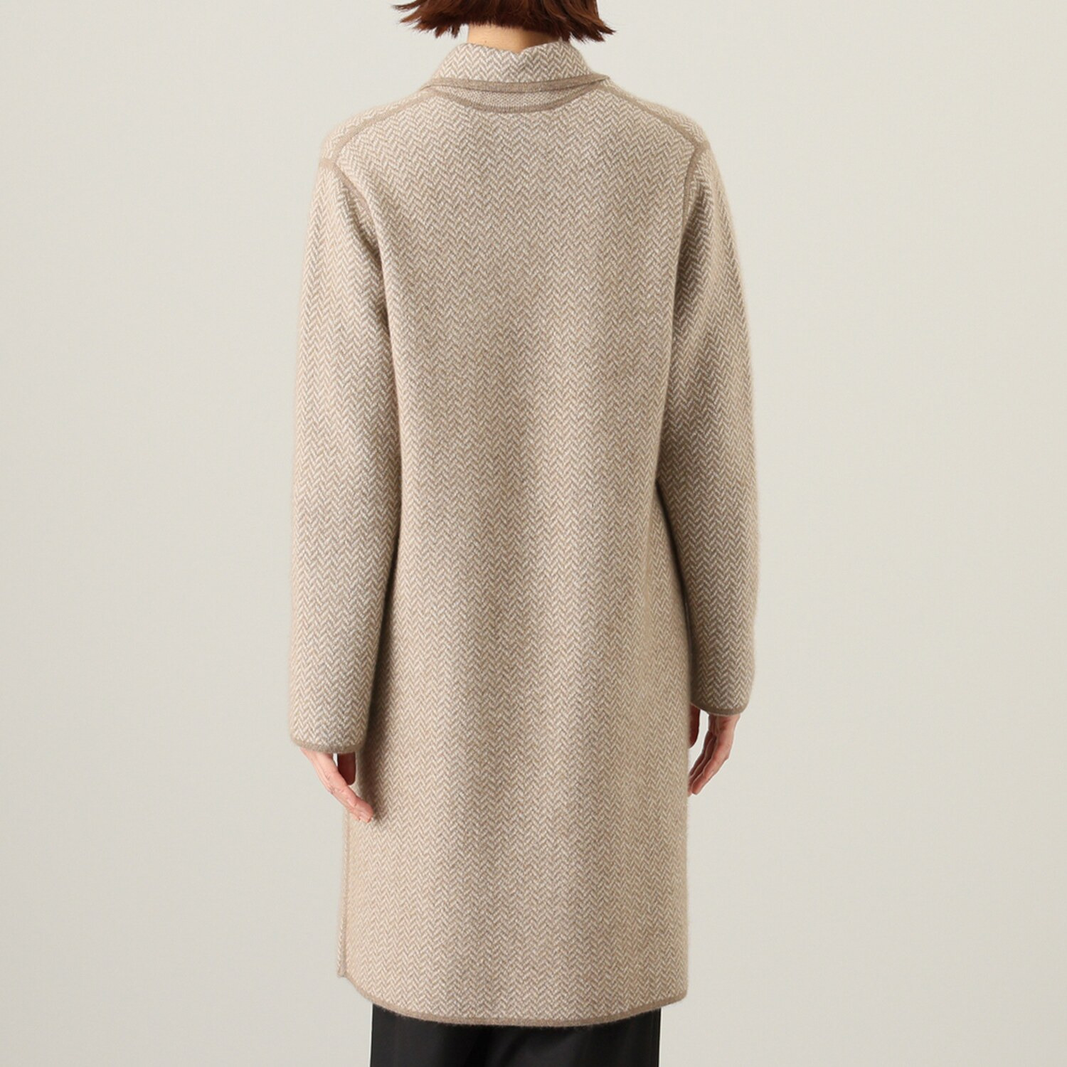ネイチャーズ 無染色カシミヤ ヘリンボーン柄 ジャガード編 リバーシブルコート