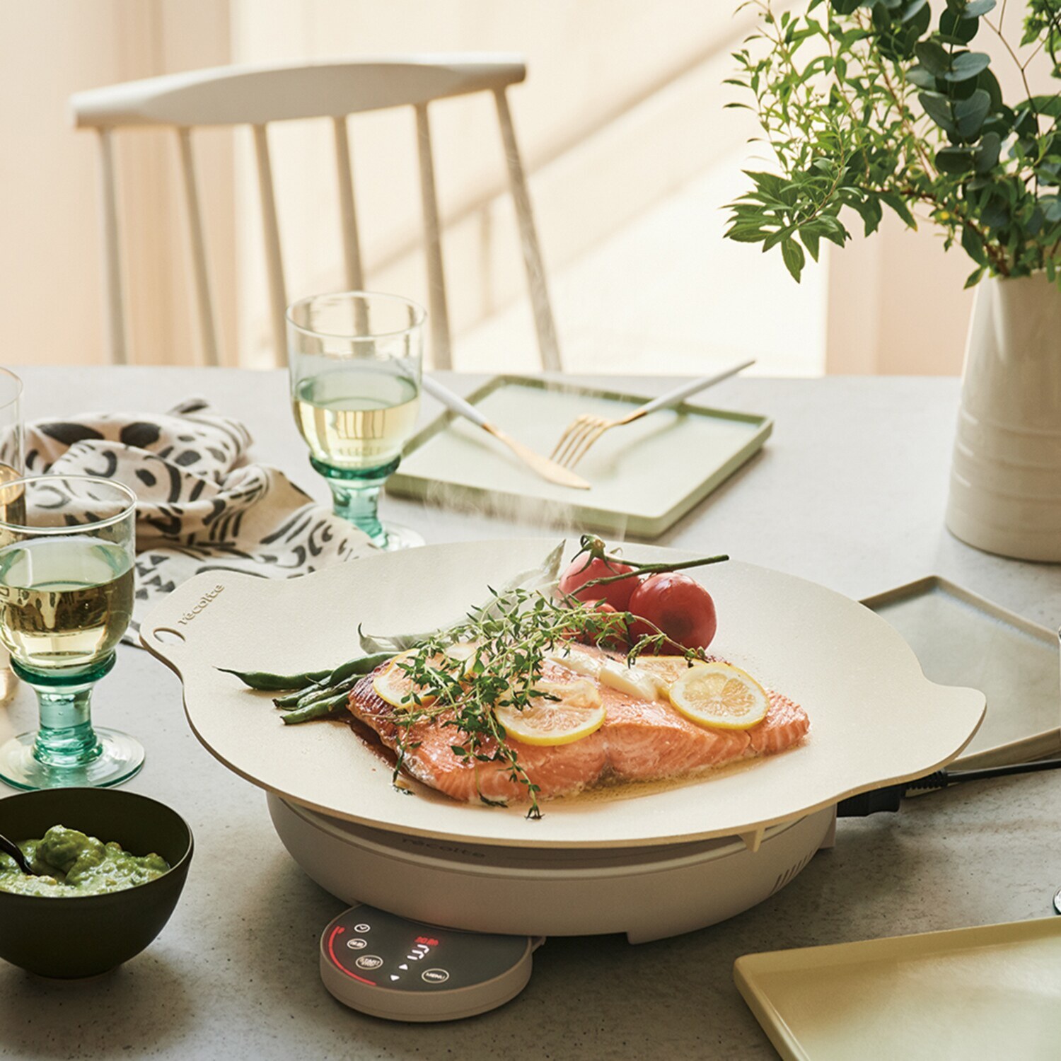 レコルト 焼く・炒める・煮る！ テーブルクッキングを 楽しめる 卓上ＩＨ クッキンググリドル ＲＩＨ−１