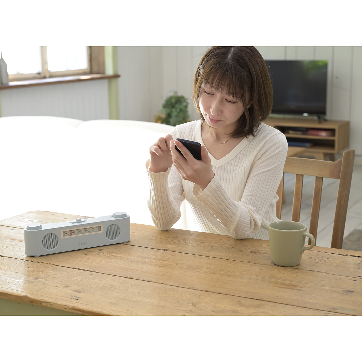 キュリオム ＴＶも音楽も楽しめる 生活防水仕様 マルチお手元スピーカー ＹＴＲ−Ｄ７００