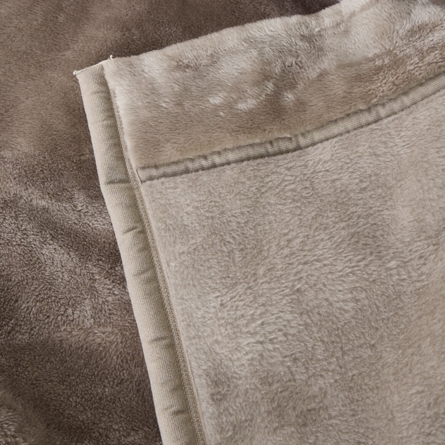 大津毛織 日本製寝具コレクション マザーウォーム ムートン調 吸湿発熱あったか毛布 ＜シングル＞