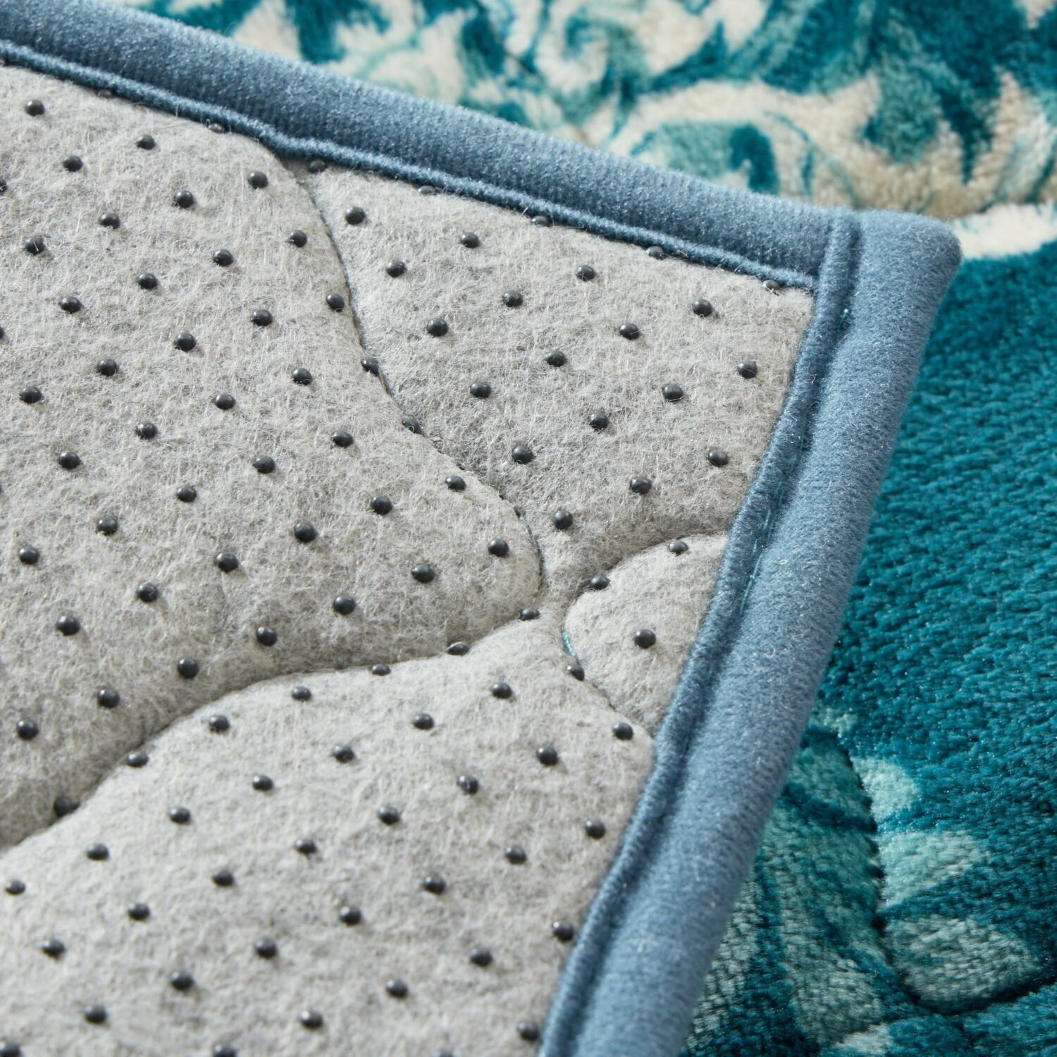 イケヒコ あたたか５層構造が叶える ふんわりぽかぽか♪ クインテットラグ ＜１８０×１８０ｃｍ＞