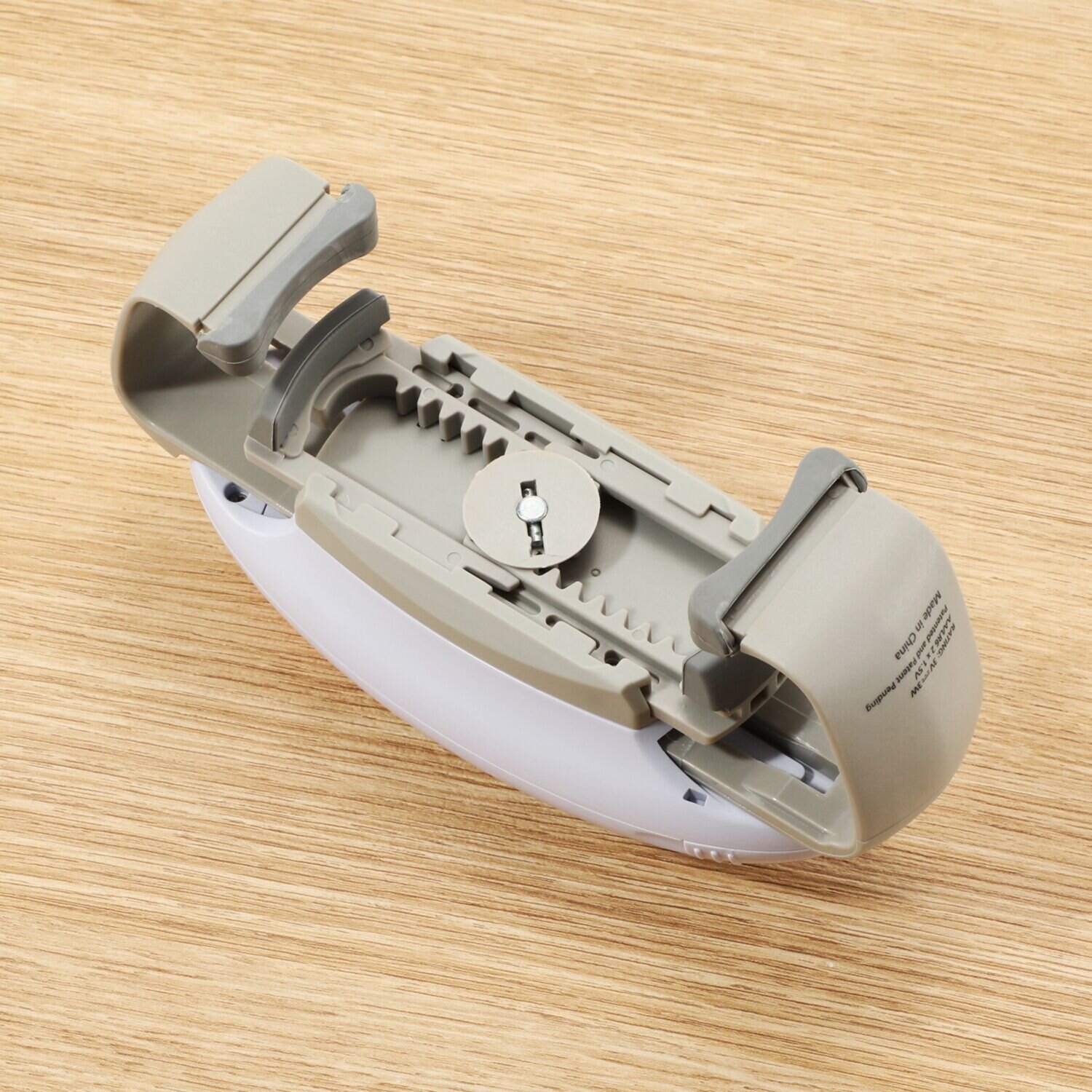 ジアレッティ 硬くて開けにくい ビンの蓋を 簡単開封 自動ビンオープナー