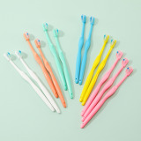 ピラミッド形状とタフトで 効率的に汚れを落とす！ “奇跡の歯ブラシＳＰ” ６色１３本セット