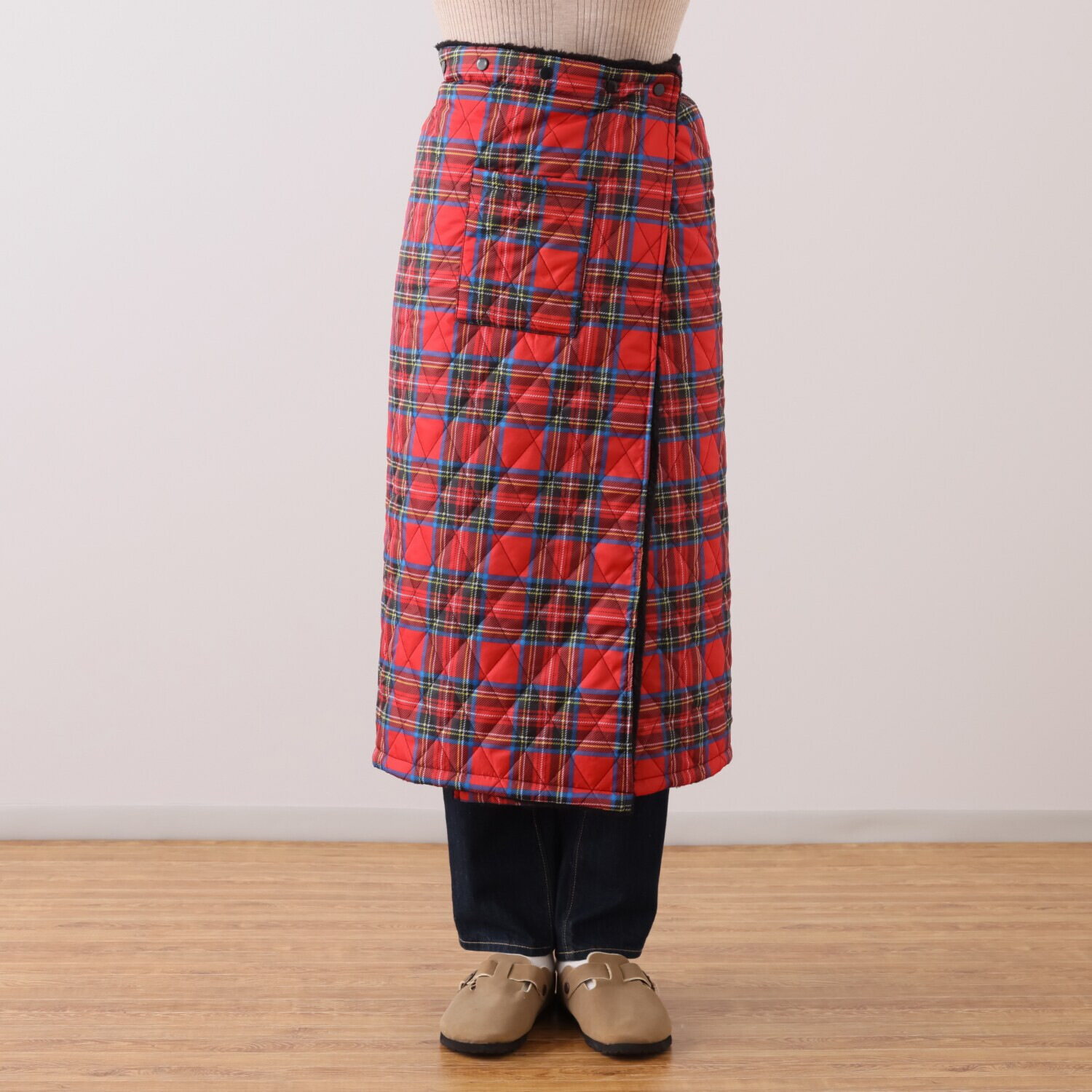 サッと巻くだけ ポカポカあったか！ 発熱ボア ほっこり巻きｎｅｏ