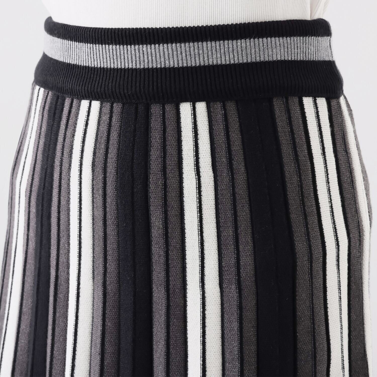 コイビトミサキ マルチストライプ プリーツニットスカート