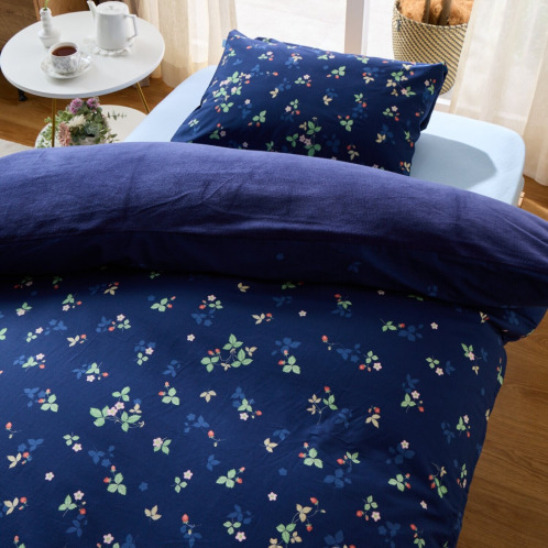 ウェッジウッド　ワイルドストロベリー　コットンファー　あったか掛けふとんカバー　＜シングル＞