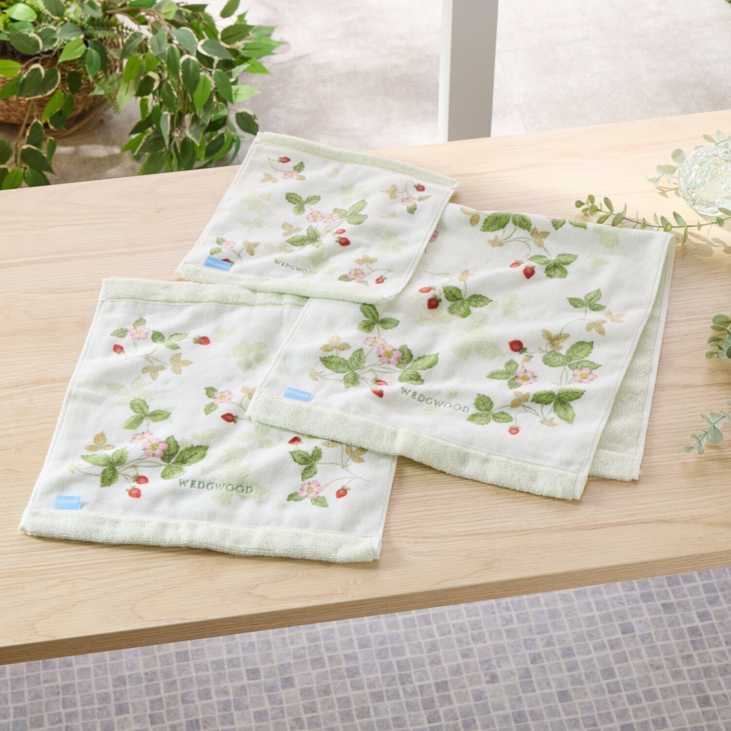 ウェッジウッド ワイルドストロベリー 今治製 コットンタオル３枚セット