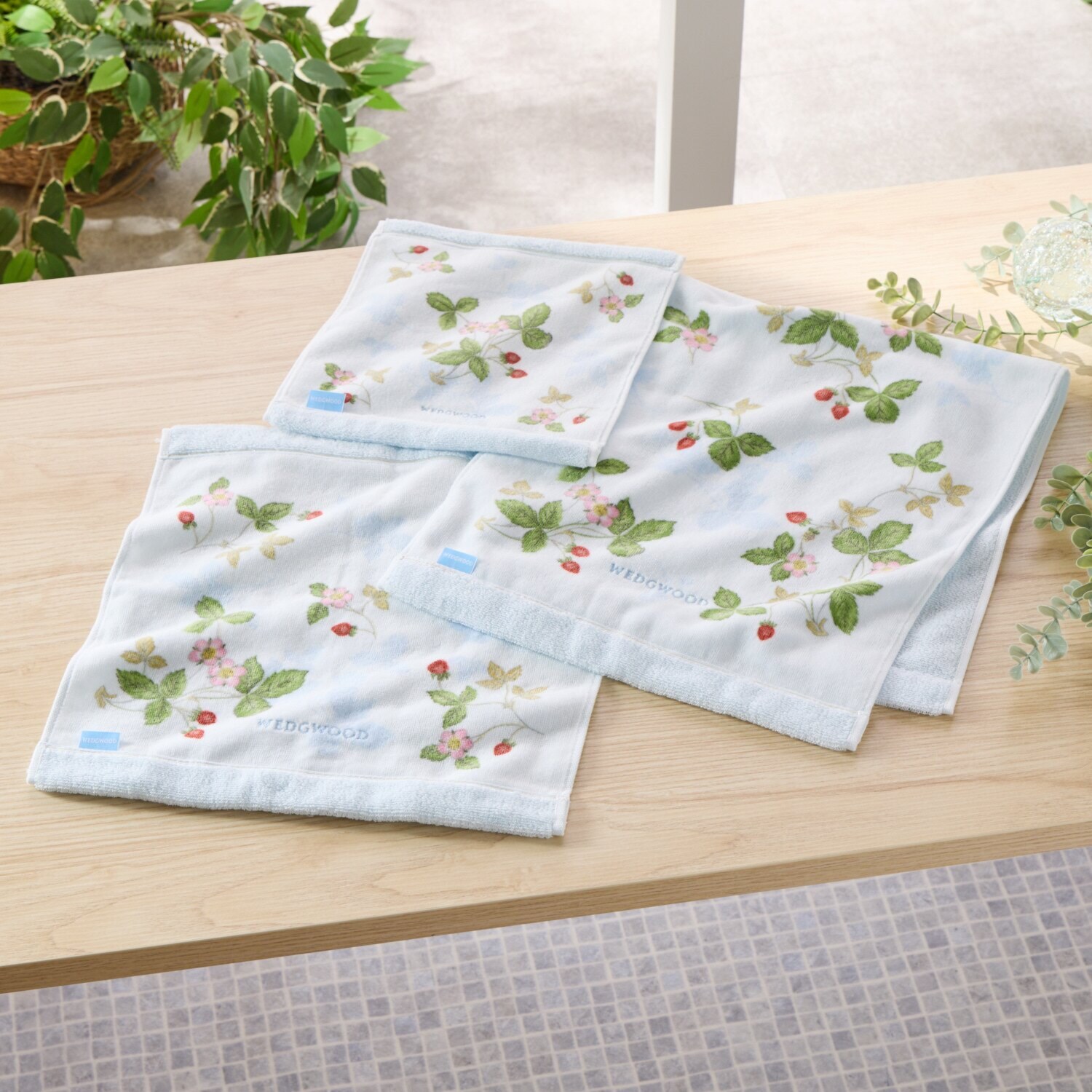 ウェッジウッド ワイルドストロベリー 今治製 コットンタオル３枚セット