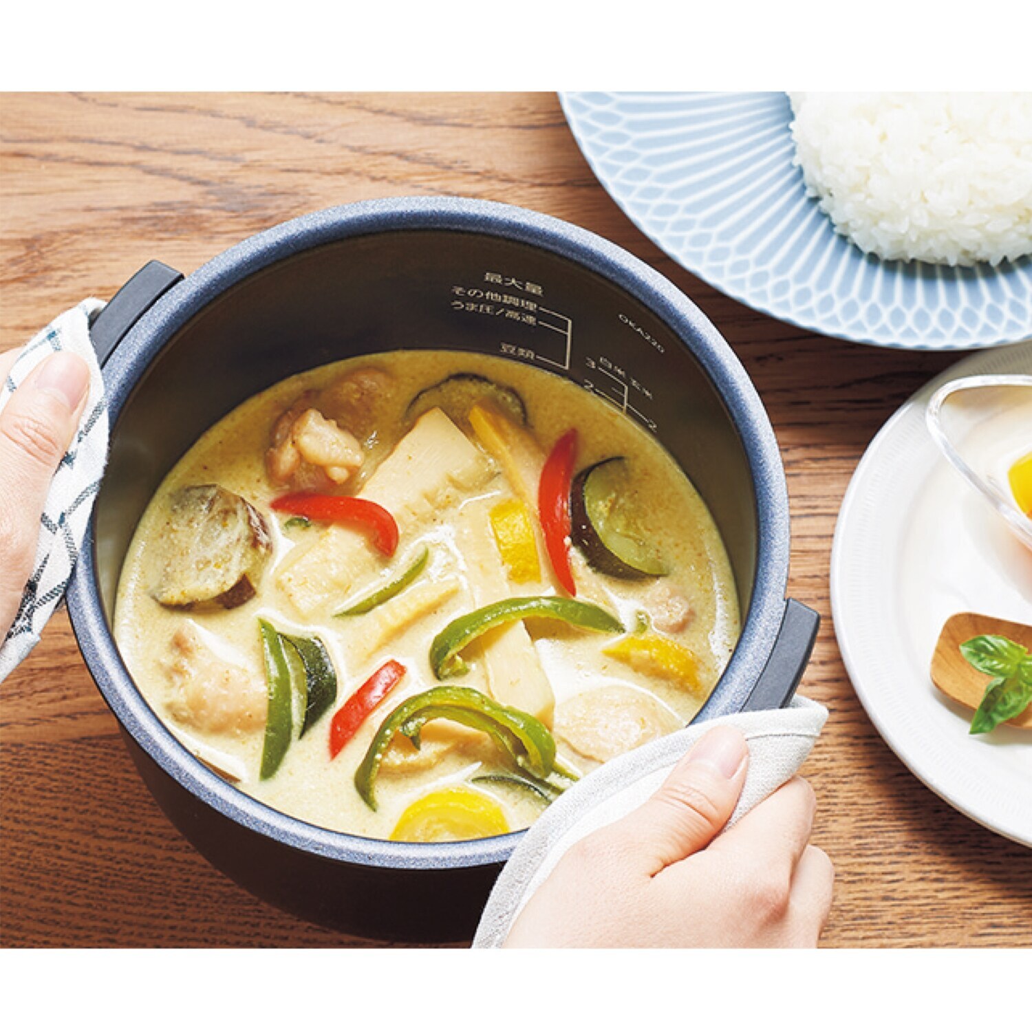 タイガー ほったらかしで ラクに美味しく時短調理！ １台１１役の電気圧力鍋 ＜２．２リットル＞ ＣＯＫ−Ｂ２２０