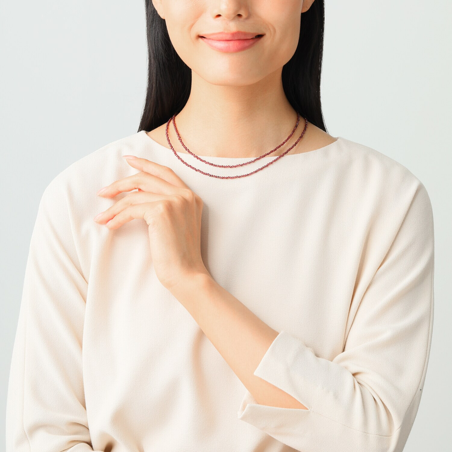 イーシア ジェムストーン ファセットビーズ ロングネックレス