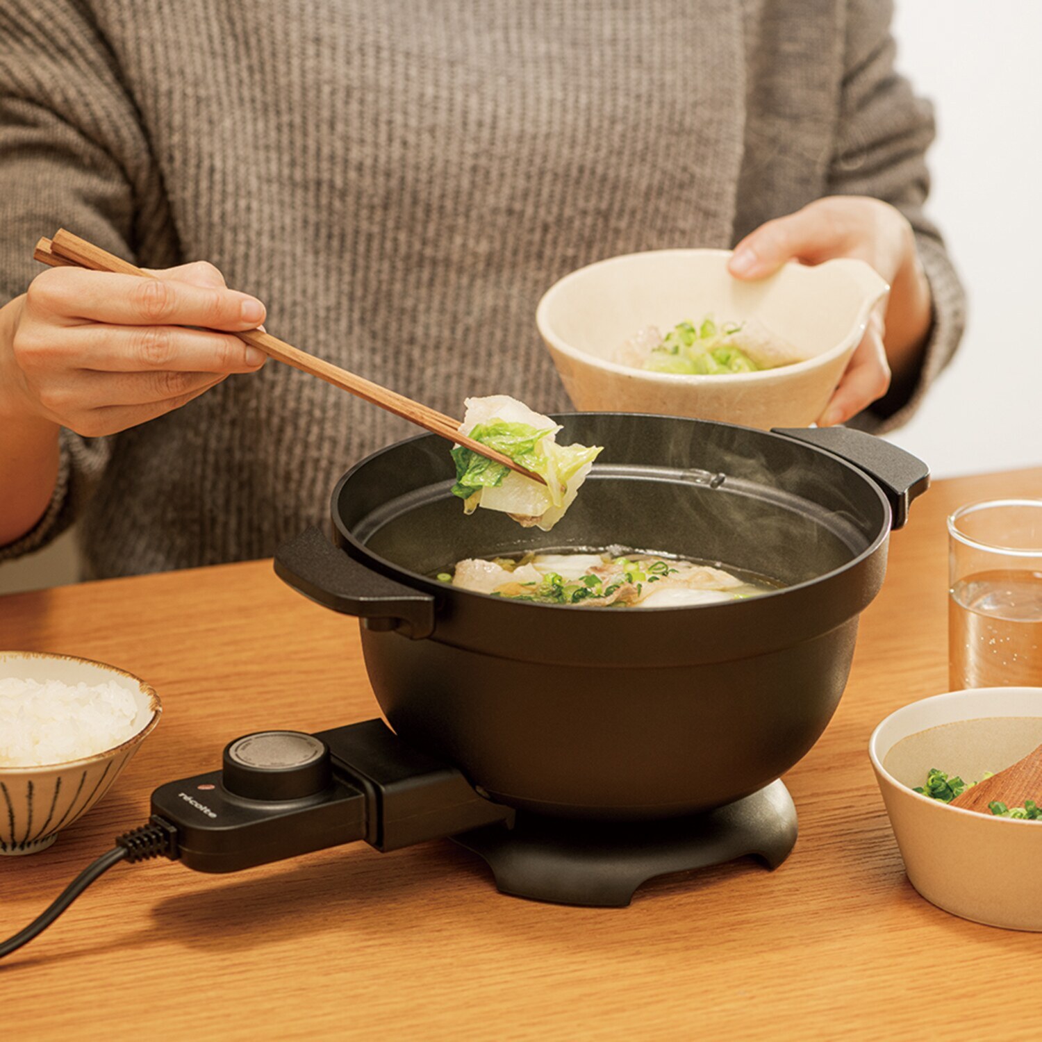 レコルト 毎日の食事を おいしく、たのしく。 １台５役の 卓上電気なべ コポット ＲＥＰ−１