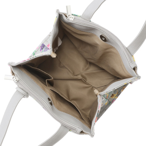 ラルジュ タッセル付 スクエアトートバッグ