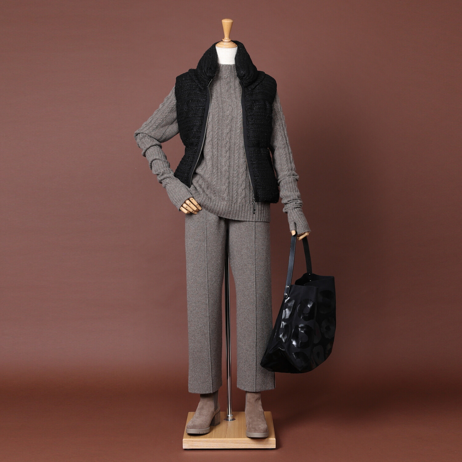 ネイチャーズ 無染色ヤク ケーブル柄 プルオーバー