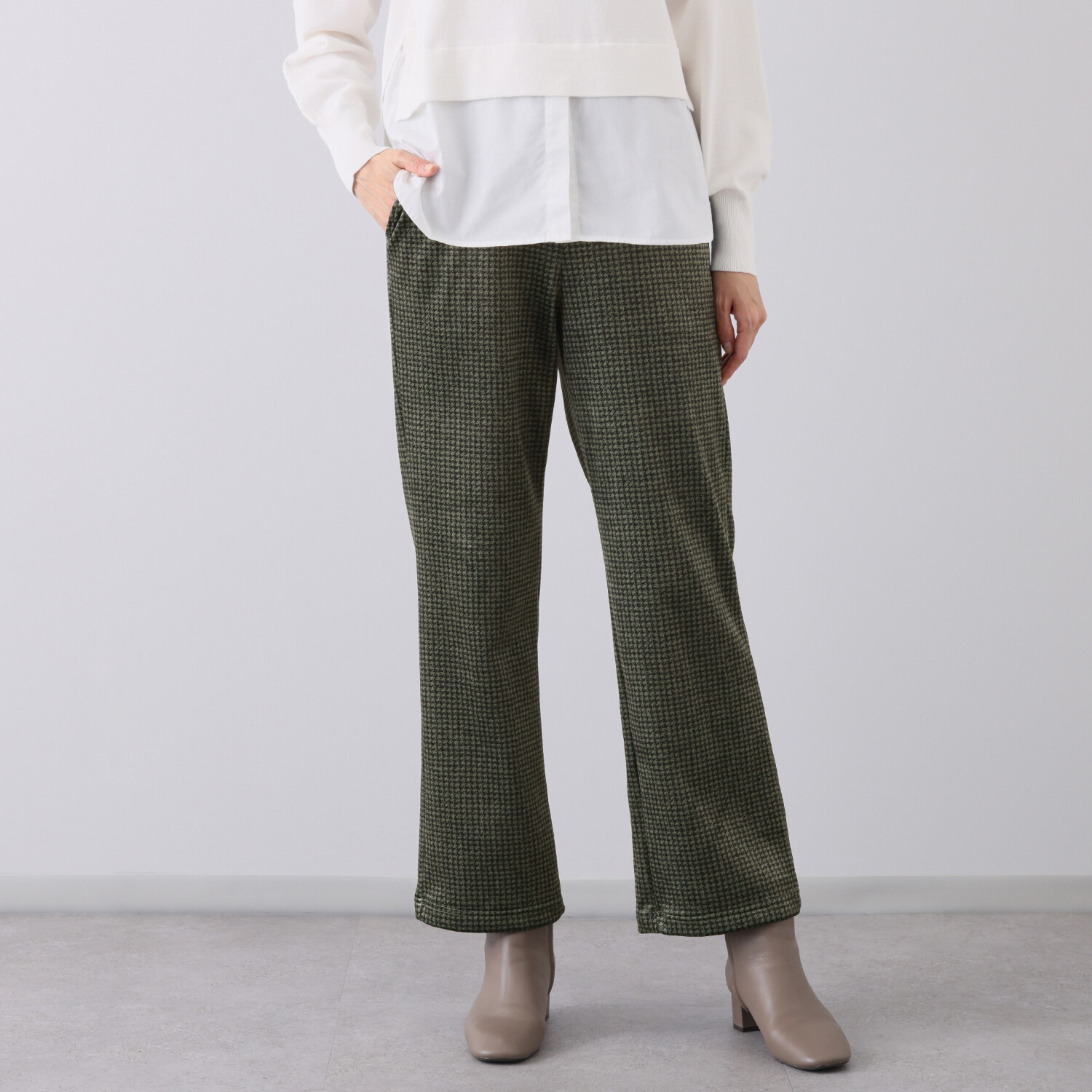 アトリエール 蓄熱保温 両面ベロア スタイリッシュ ワイドパンツ