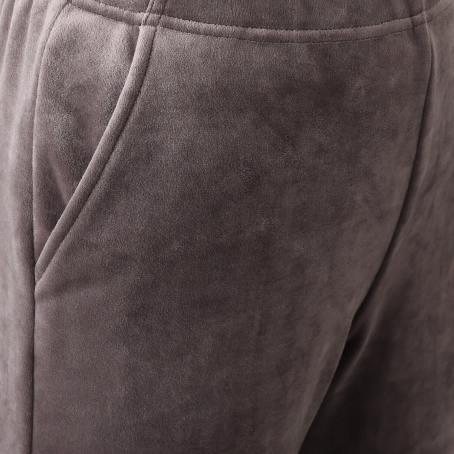 アトリエール 蓄熱保温 両面ベロア スタイリッシュ ワイドパンツ