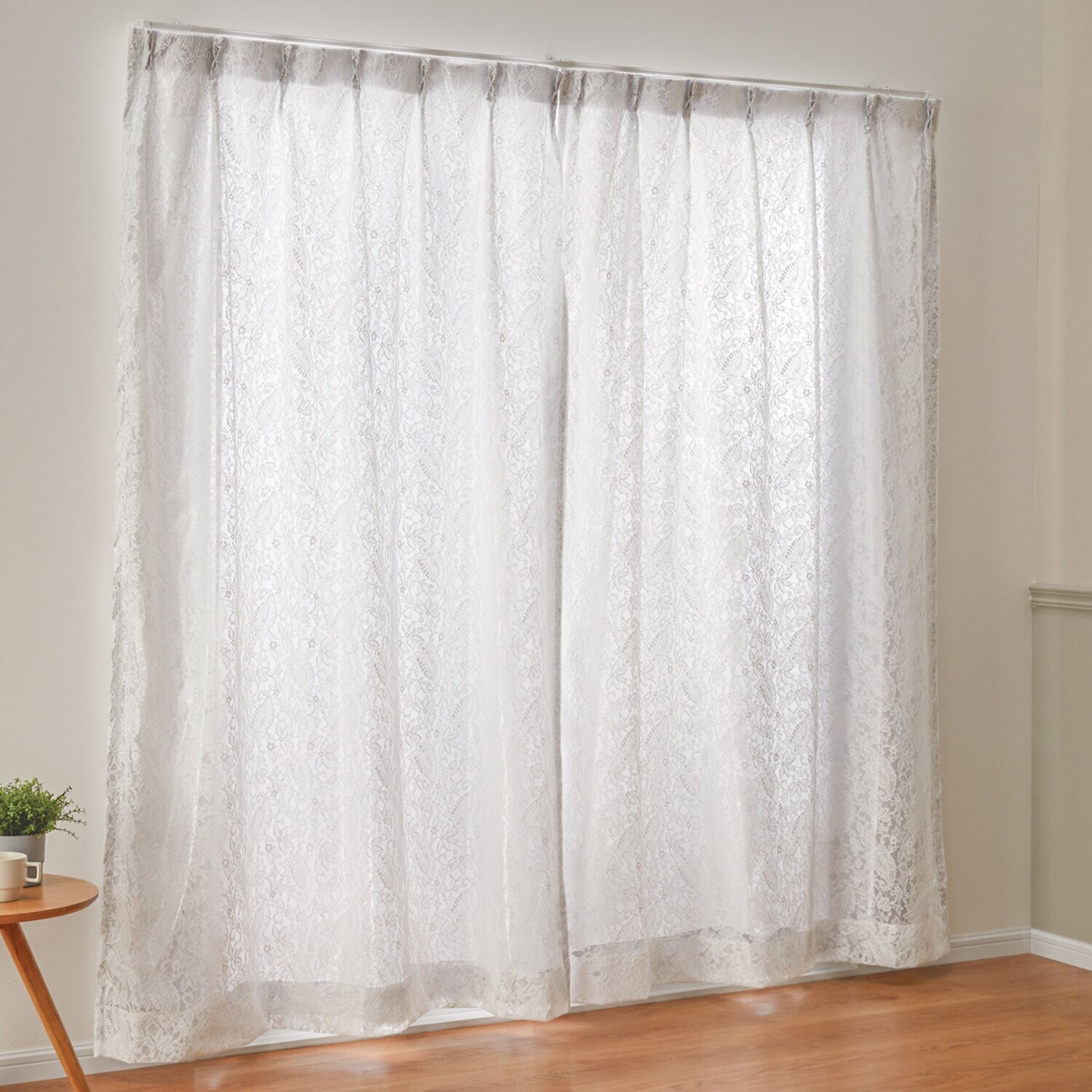 エコファイン 断熱・保温・ＵＶカットで お部屋を快適に エレガントなボタニカル柄 日本製 ２重レースカーテン２枚組 ＜１００×１７６ｃｍ＞