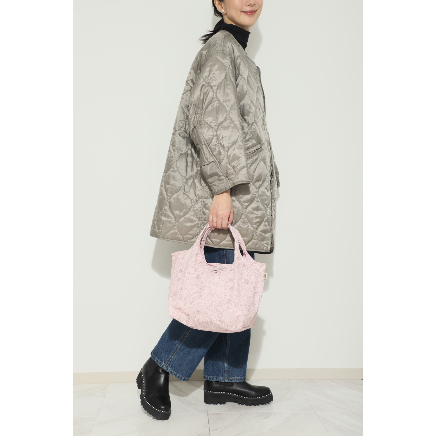 ラビラビ 老舗（株）ヤマト屋の ポリカーボネイト 薄合成皮革使用 超軽量ＳＯＺＡＩバッグ 