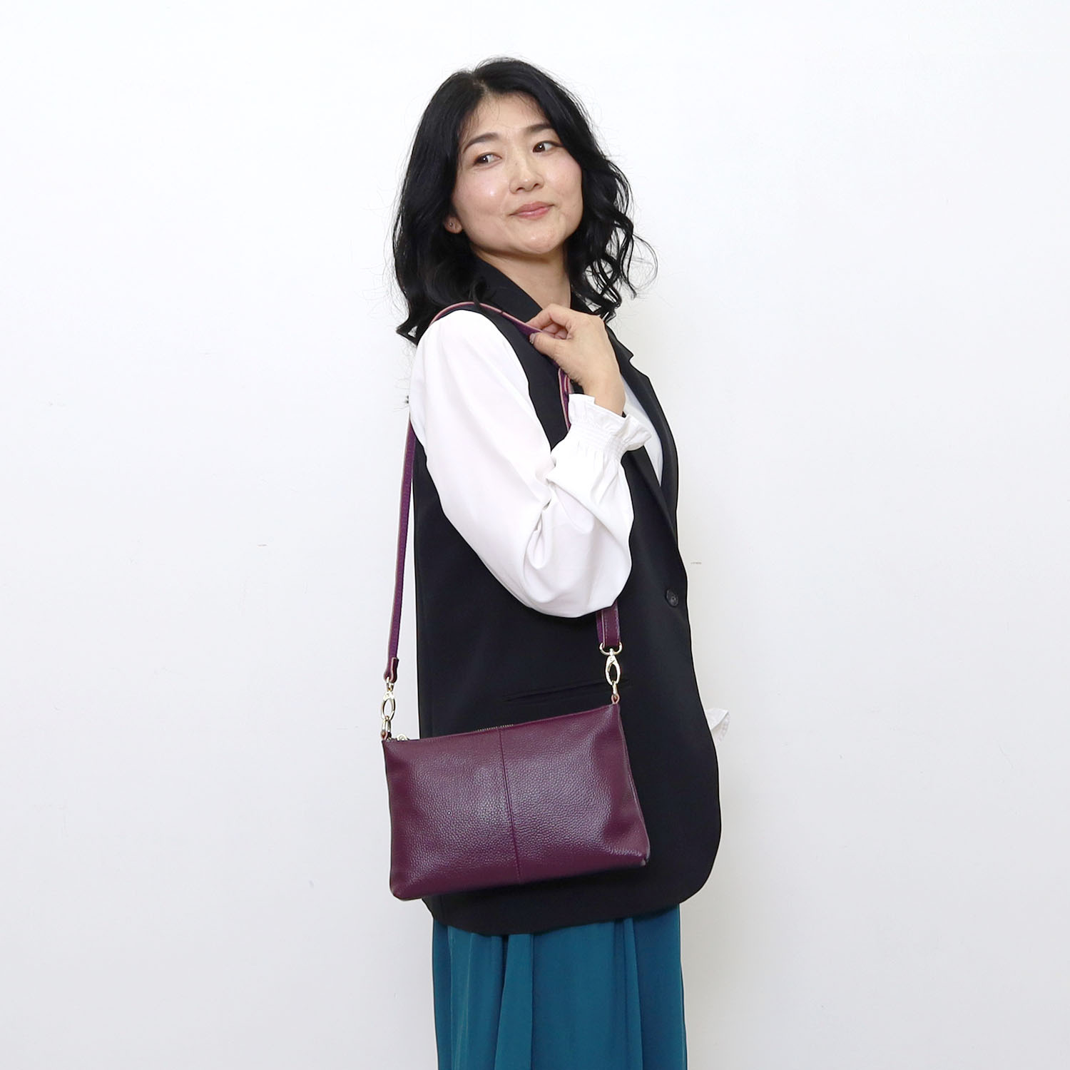 クーコ 牛革シュリンク型押し ２ウェイ ショルダーバッグ