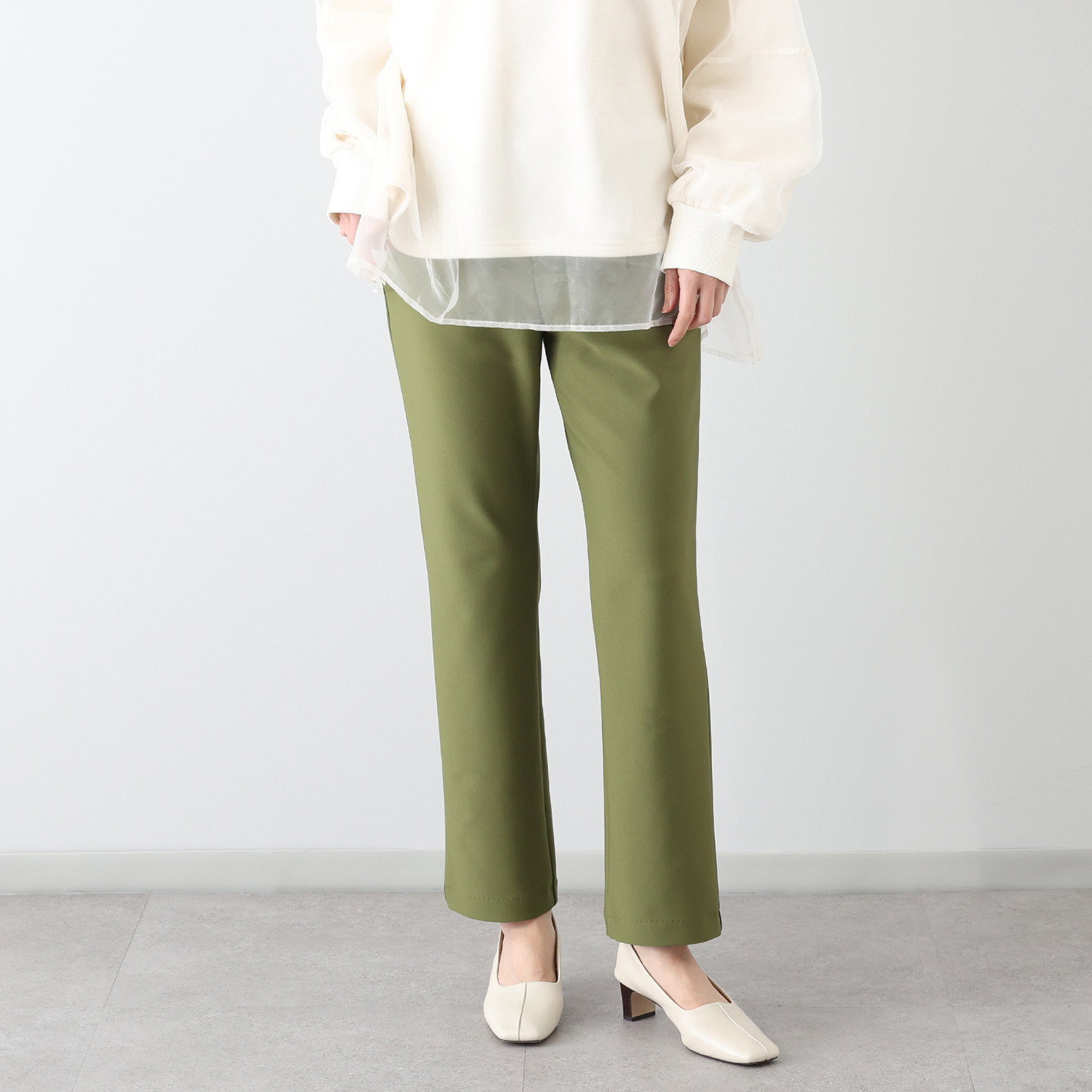 ピーツー え！？はいてないみたい？ 純日本製　美脚ストレート やわらかストレッチパンツ ＜股下７２ｃｍ＞