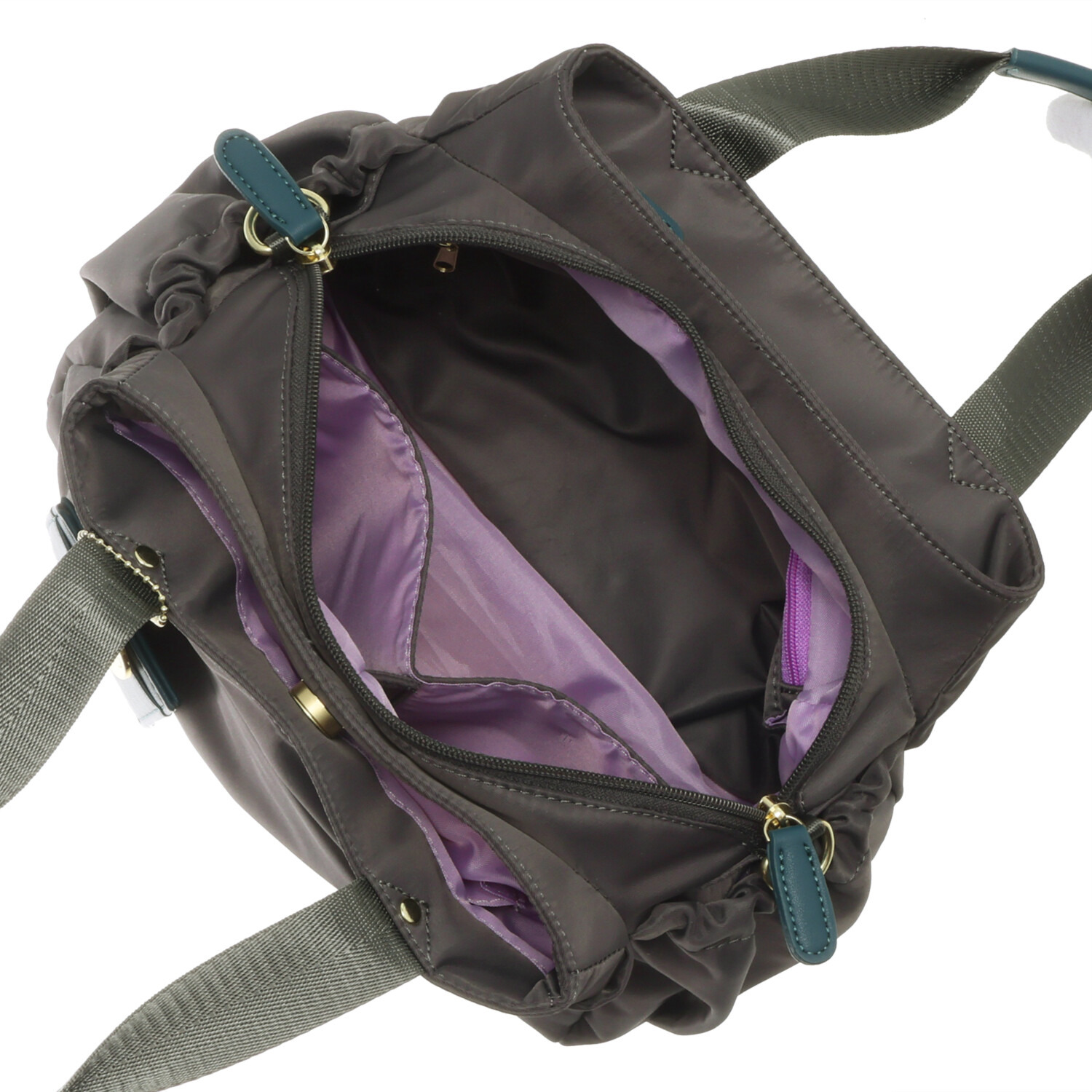 マドモワゼル　ザザ はっ水ナイロン パスケース付 ポケットがいっぱい！ 軽量２ウェイバッグ