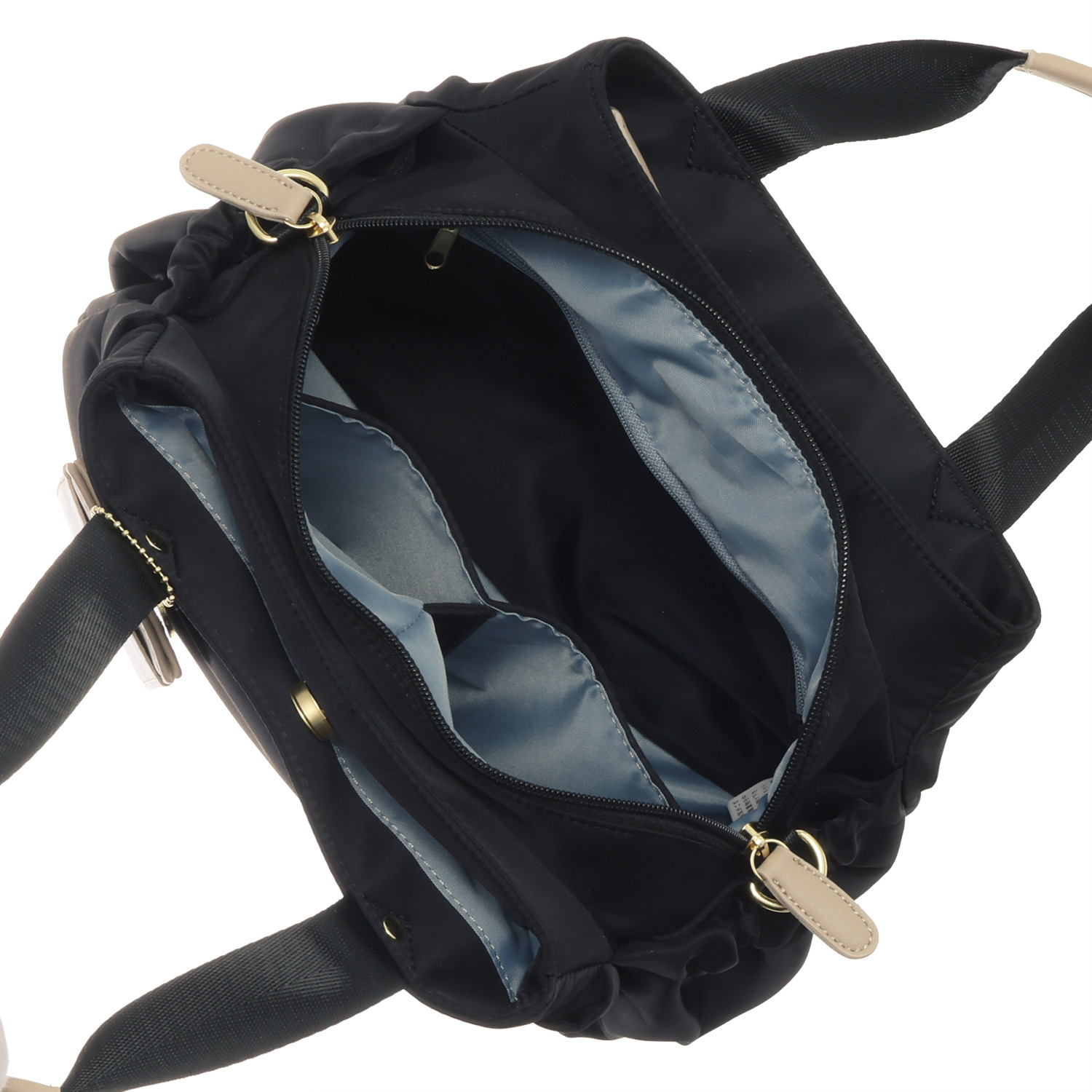 マドモワゼル　ザザ はっ水ナイロン パスケース付 ポケットがいっぱい！ 軽量２ウェイバッグ