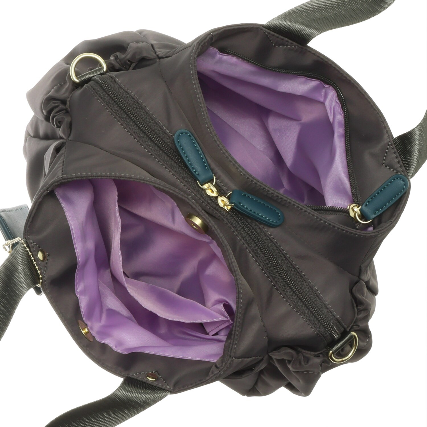 マドモワゼル　ザザ はっ水ナイロン パスケース付 ポケットがいっぱい！ 軽量２ウェイバッグ